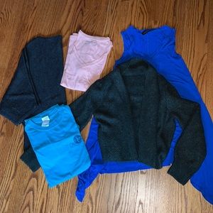 Closet Clear Out! 1 week only! Women’s Small Bundle 5 Pieces!